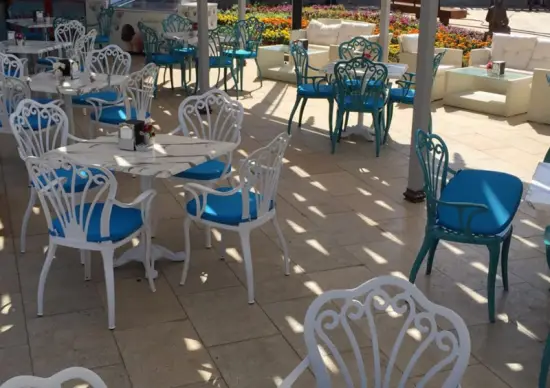 mersin-cafe-masa-sandalye-imalati-ardic-mobilya-aksesuar